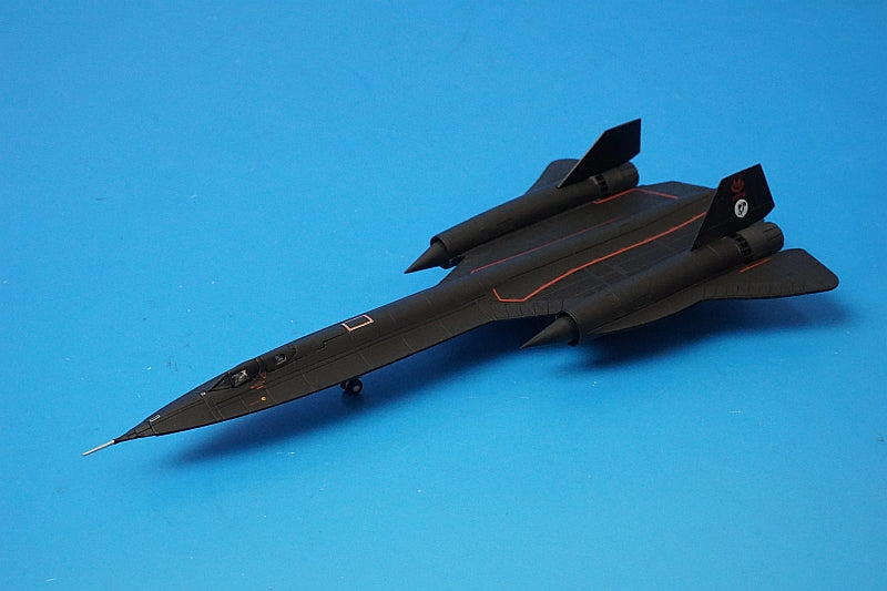 1:200 SR-71A Blackbird US Air Force Skunk Works 553025 Herpa