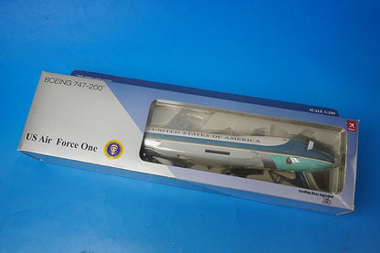 1:200 B747-200 US Presidential Aircraft Air Force One 29000 2049 Hogan airplane model