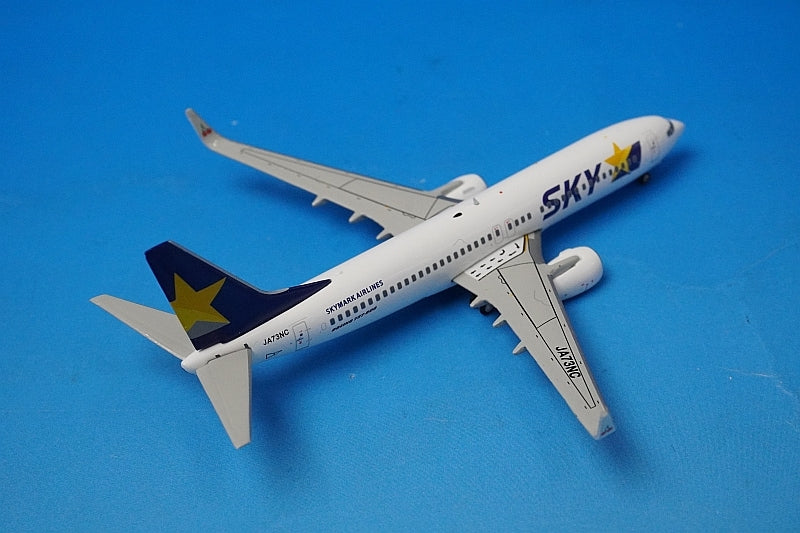 1:400 B737-800 SKYMARK airlines Winglet Cherry JA73NC BC4009 Gemini airplane model