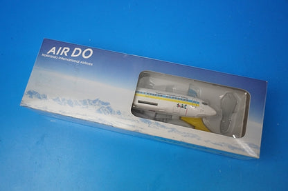 1:200 B737-500 AIRDO Hokkaido JA8504 JA300K Hogan airplane model