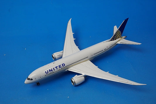 1:400 B787-8 United N27901 GJUAL1384 Gemini airplane model