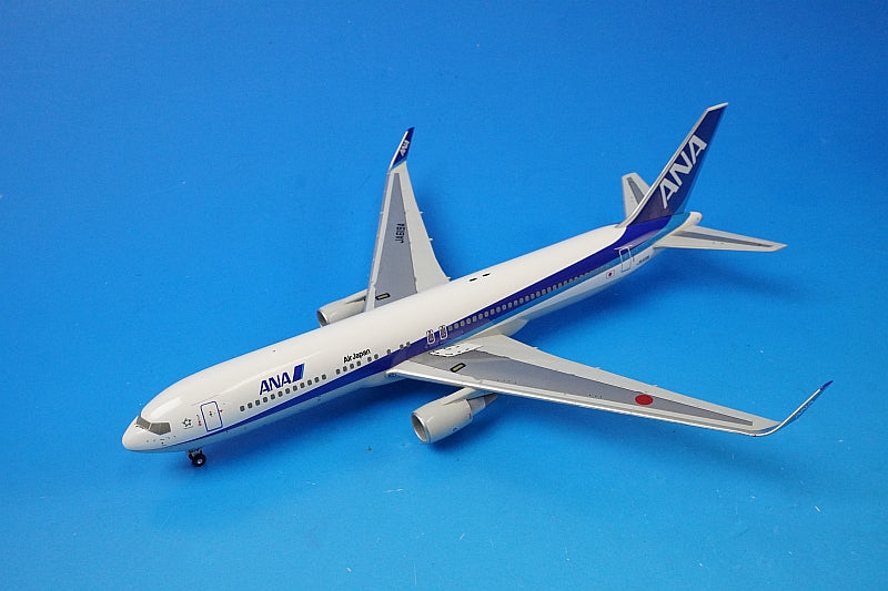 1:200 B767-300ER ANA JA619A NH20046 ANA airplane model