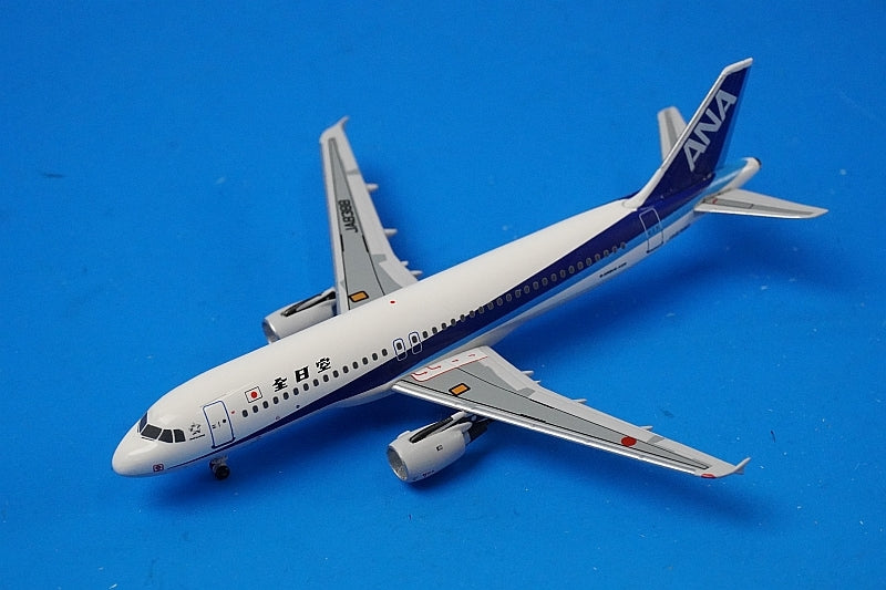 1:400 A320-200 ANA JA8388 Aero Classics airplane model