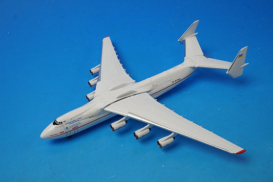 1:500 Antonov An-225 Mriya 00's red and white paint UR-82060 515436 Herpa airplane model