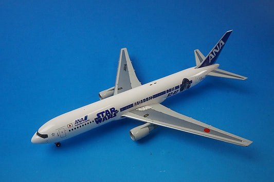 1:200 B767-300ER ANA STAR WARS with gear JA604A NH20096 ANA