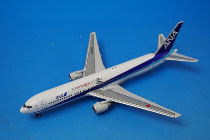 1:400 B767-300 ANA Ryomaden JA8322 10373 Phoenix airplane model