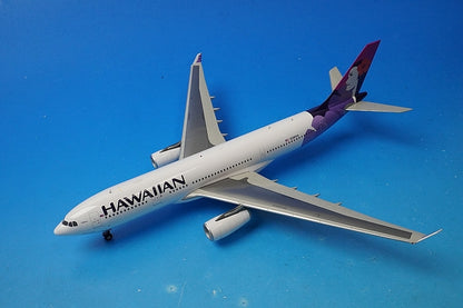 1:200 A330-200 HAWAIIAN airlines N381HA G2HAL299 Gemini airplane model