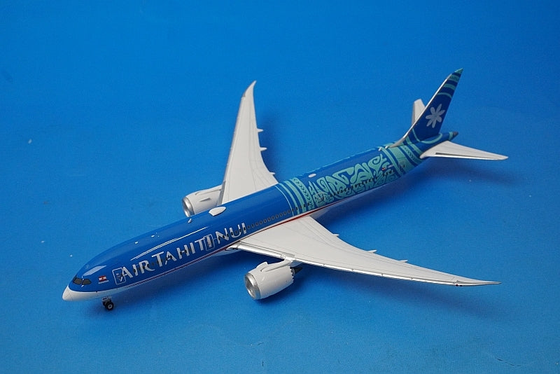 1:400 B787-9 Air Tahiti Nui F-OMUA 04240 Phoenix airplane model