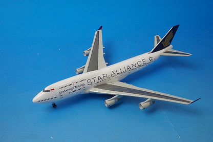 1:400 B747-400 Singapore Star Alliance 9V-SPP 55762 Dragon