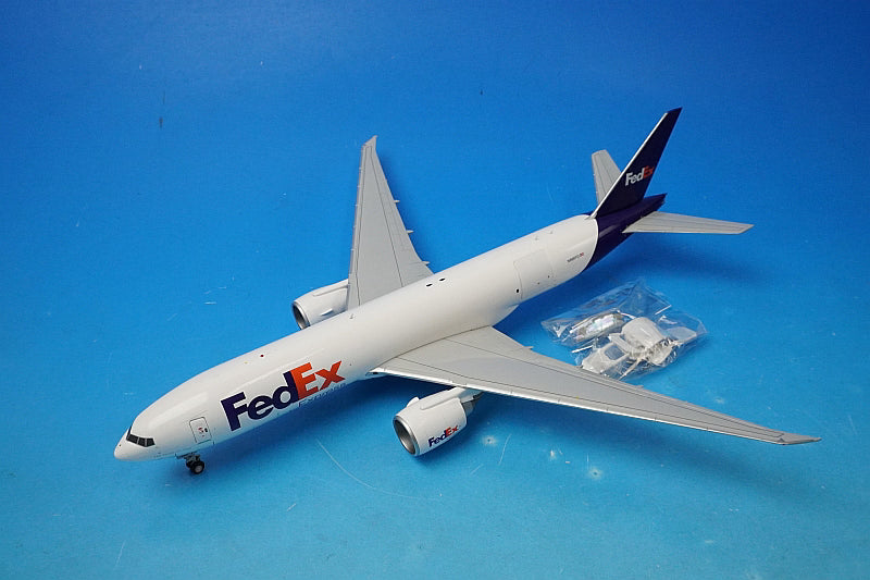 1:200 B777F FedEx N888FD *Cargo door interchangeable G2FDX951 Gemini airplane model