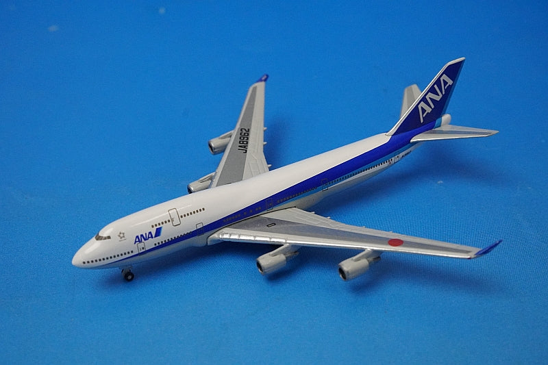 1:1000 B747-400 ANA JA8962 NH10004 ANA