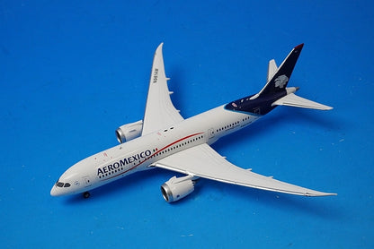 1:400 B787-8 Aeromexico N961AM 10820 Phoenix airplane model