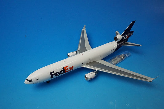 1:200 MD-11F FedEx N604FE G2FDX982 Gemini airplane model