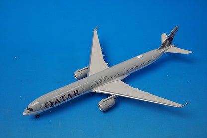 1:400 A350-1000 Qatar A7-ANA 11433 Phoenix airplane model