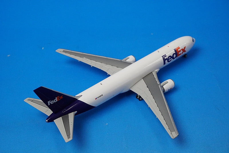 1:400 B767-300F FedEx N102FE GJFDX1481 Gemini