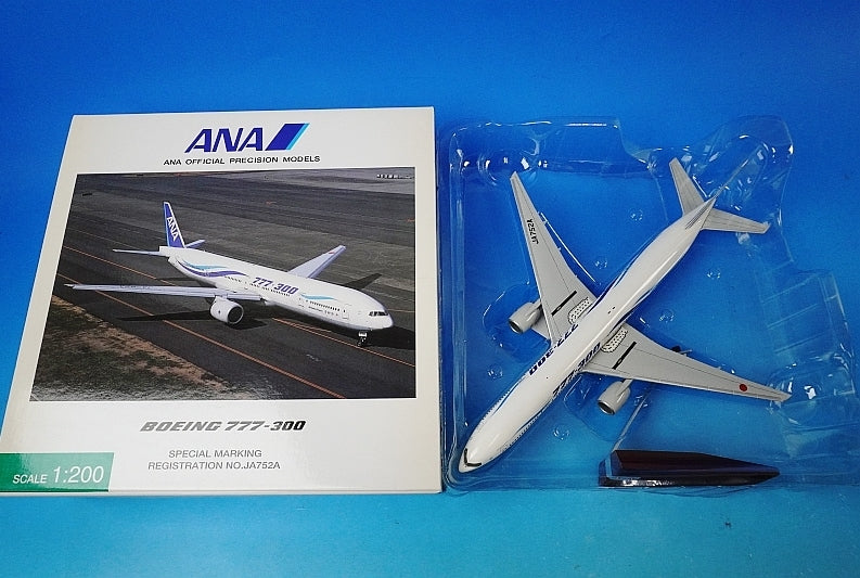 1:200 B777-300 ANA style painting JA752A NH20012 ANA