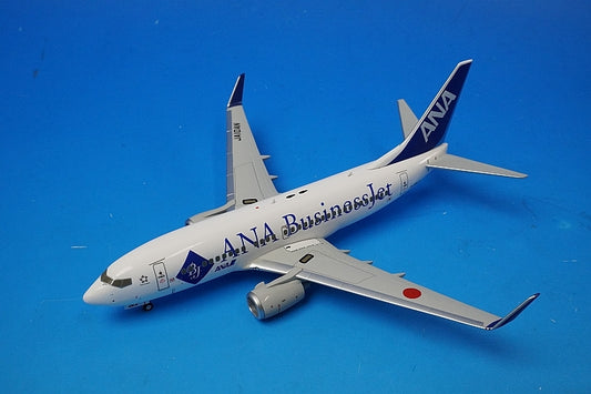 1:200 B737-700ER ANA BusinessJet JA10AN NH20021 ANA airplane model