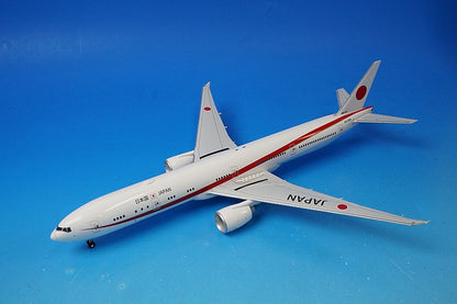 1:200 B777-300ER JASDF Japanese Government Aircraft No.2  #80-1102 JG20170 ANA