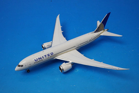 1:400 B787-8 United N26902 GJUAL1244 Gemini airplane model