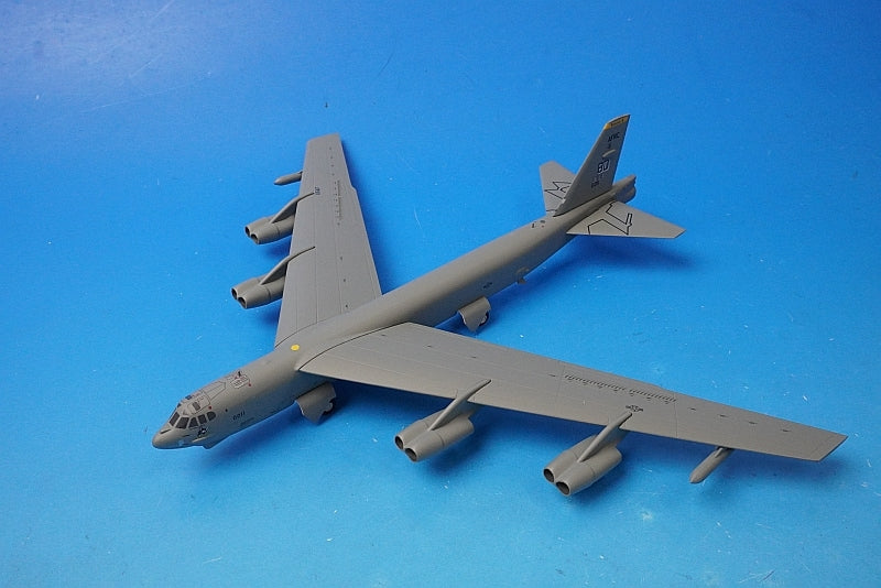1:200 B-52H USAF 2nd Bombardment Wing 11th Bombardment Squadron Jiggs Squadron 570916 Herpa