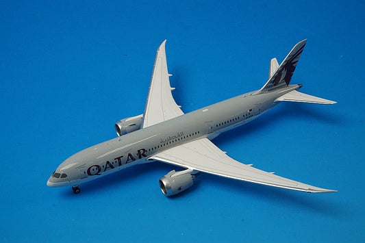 1:400 B787-8 Qatar Airways A7-BCB GJQTR1221 Gemini airplane model