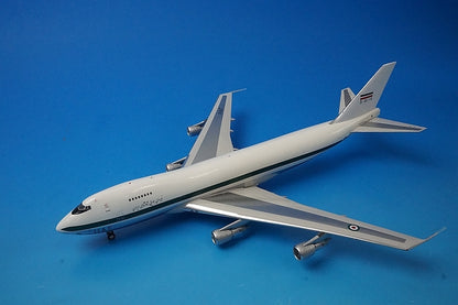 1:200 B747-200F Cargo Imperial Iranian Air Force 1977 #5-8116 IF741IIAF01P INFLIGHT airplane model