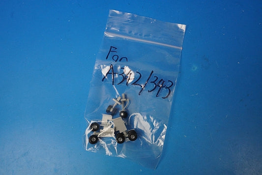 1:200 Landing Gear Set for A340 with Rubber Tires *Body Only 5286 Hogan airplane model