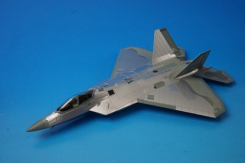 1:72 F-22 Raptor 422nd Test and Evaluation Squadron Chrome Paint HA2823 Hobby Master airplane model