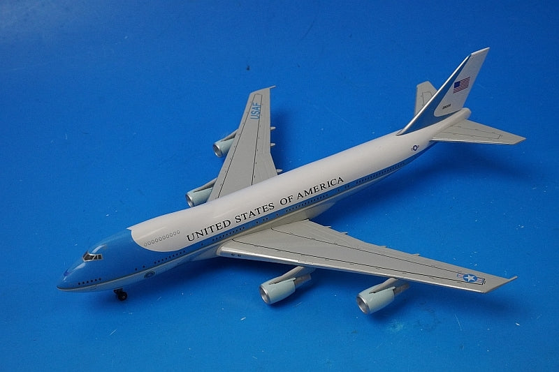 1:400 VC-25A(B747-200) Air Force One #28000 55544 Dragon