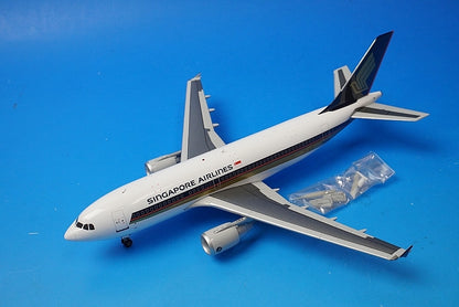 1:200 A310-300 Singapore 9V-STP EW2313001 JC Wings airplane model