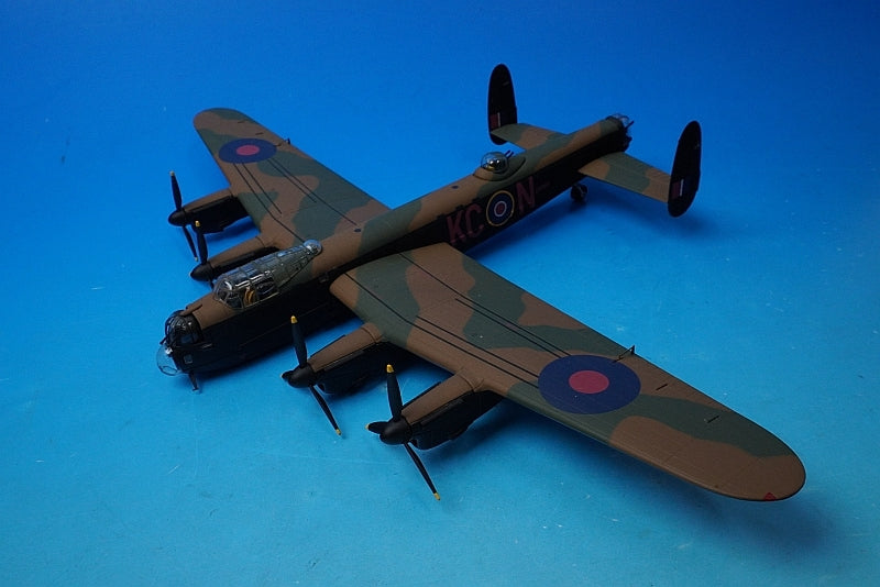 1:72 Avro Lancaster B MkIII RAF Leonard Cheshire 1943 AA32617 Corgi