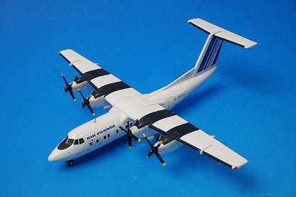 1:200 de Havilland Canada DHC-7 Air France 572644 Herpa airplane model