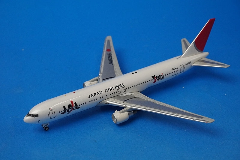 1:500 B767-300 Welcome to Japan! Japan 8266 NET Models airplane model