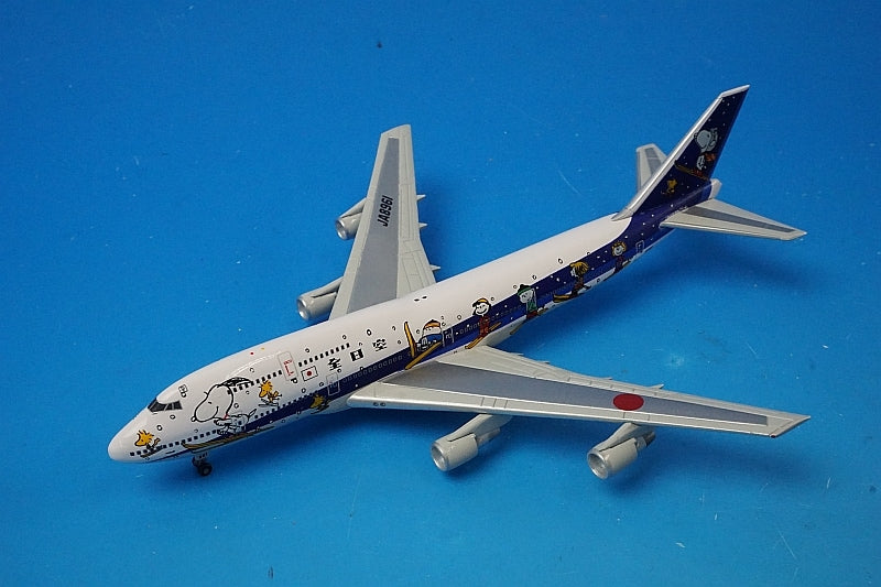 1:400 B747-400 ANA Snoopy Jet JA8961 C&C airplane model