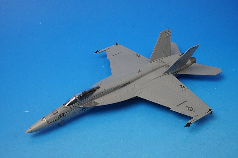 1:72 F/A-18E USN Golden Warriors shoot down a Syrian Su-22 #168912 HA5105 Hobby Master