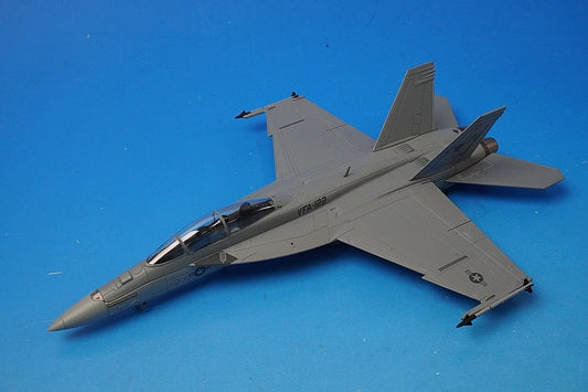 1:72 F/A-18F two-seater U.S. Navy 122nd Fighter Attack Squadron Flying Eagles Fairford Air Base #166673 HA5110 Hobby Master