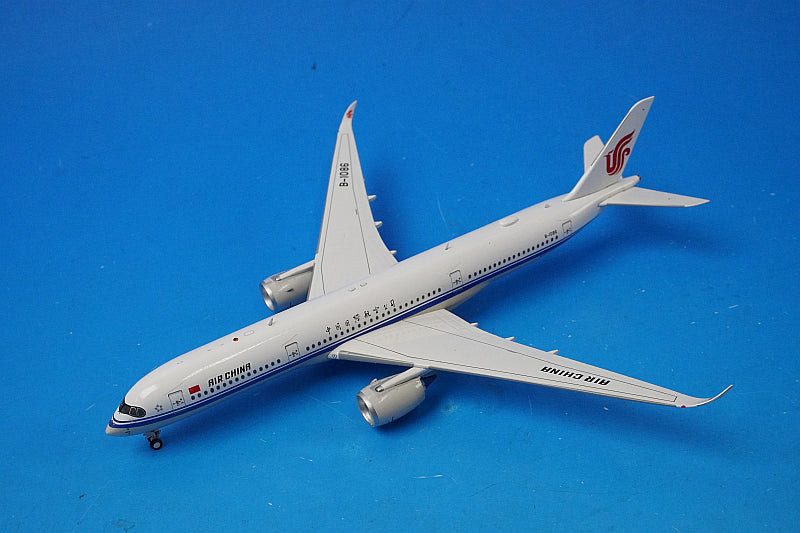 1:400 A350-900 Air China B-1086 AV4015 Aviation airplane model