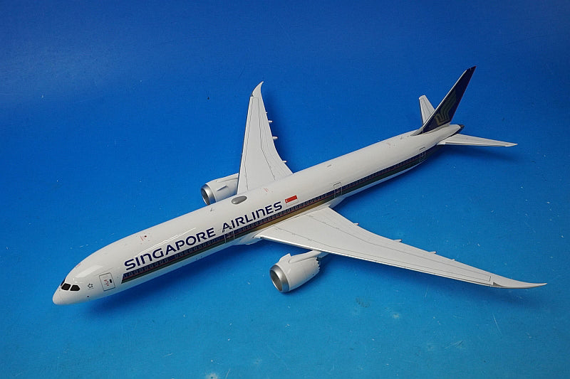 1:200 B787-10 Singapore 9V-SCN L2038 SQ Wings airplane model