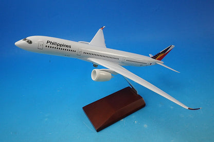 Length approx. 29cm Wingspan approx. 29cm A350-900 Philippines F-WZNA *Blister pack & outer box missing Manufacturer unknown