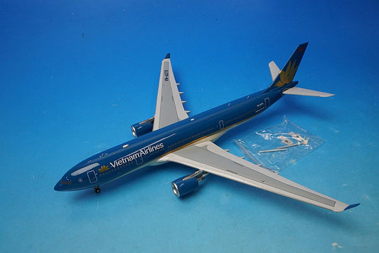 1:200 A330-200 Vietnam VN-A376 VN-A376 Inflight