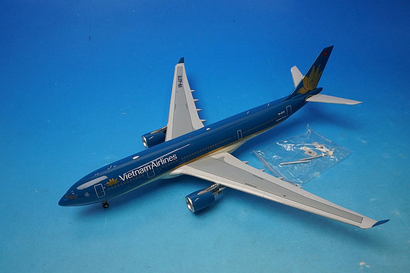 1:200 A330-200 Vietnam VN-A376 Inflight