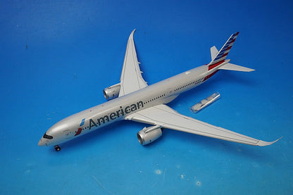 1:200 A350-900 AA American Flap Down N350AA IF3501014D Inflight