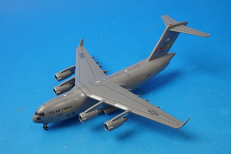 1:400 C-17 Globemaster, U.S. Air Force, March Air Force Base GMUSA015 Gemini