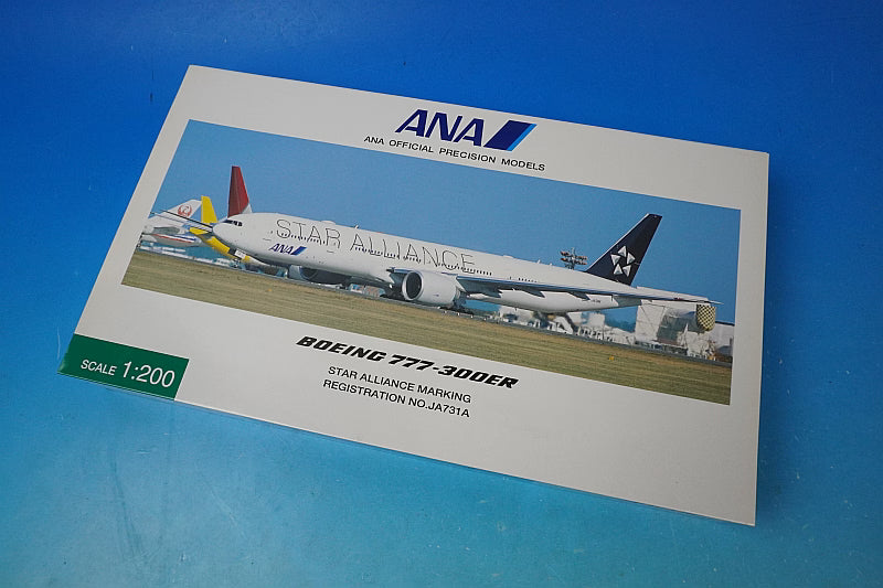 1:200 ANA Boeing 777-300ER Star Alliance Livery JA731A NH20003R