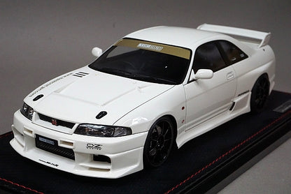 1:18 ignition model IG1924 TOP SECRET GT-R (BCNR33) White w/Figure