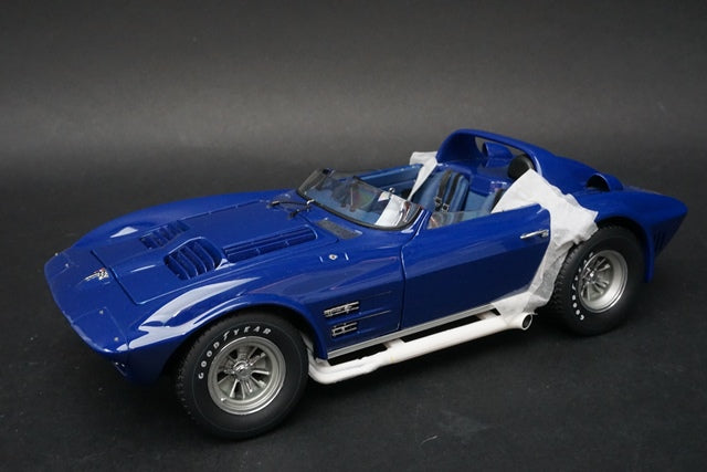 1:18 EXOTO RLG18035 Corvette Roadster Prototype 1964