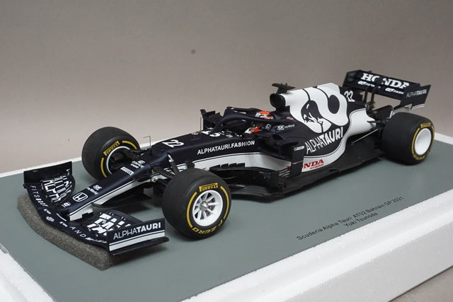 1:18 SPARK 18S592 Alpha Tauri AT02 #22 Scuderia Alpha Tauri Bahrain GP 2021