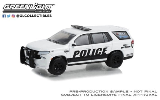 30356 GreenLight 1:64 Hot Pursuit Chevrolet Tahoe Police Pursuit Vehicle (PPV) 2021 - General Motors Fleet Police Show Vehicle - White and Black