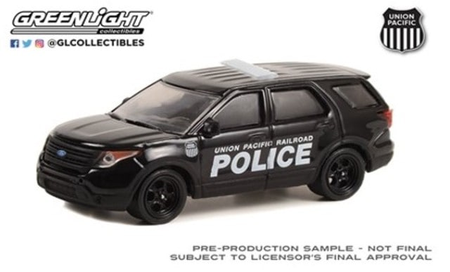 30386 GreenLight 1:64 Ford Police Interceptor Utility 2015 - Union Pacific Railroad Police