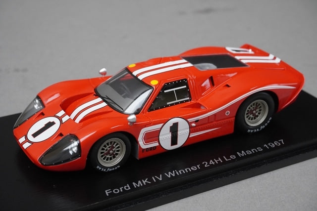 1:43 SPARK 43LM67 Ford GT Mk4 Le Mans 24h winner 1967 #1 model car